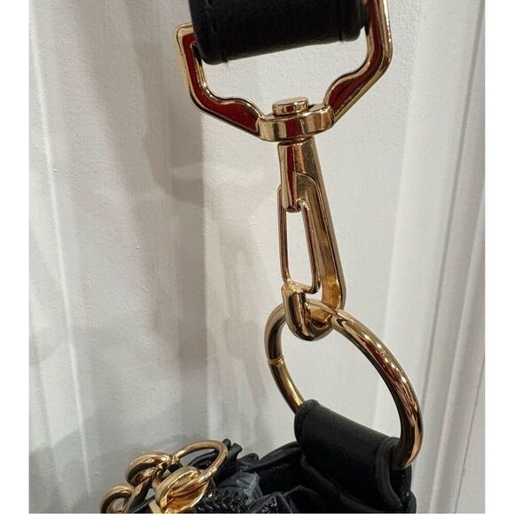 JONES NEW YORK - NWOT "Mabel" Signature Faux Leather Crossbody/Gold Chain Detail - Picture 7 of 15